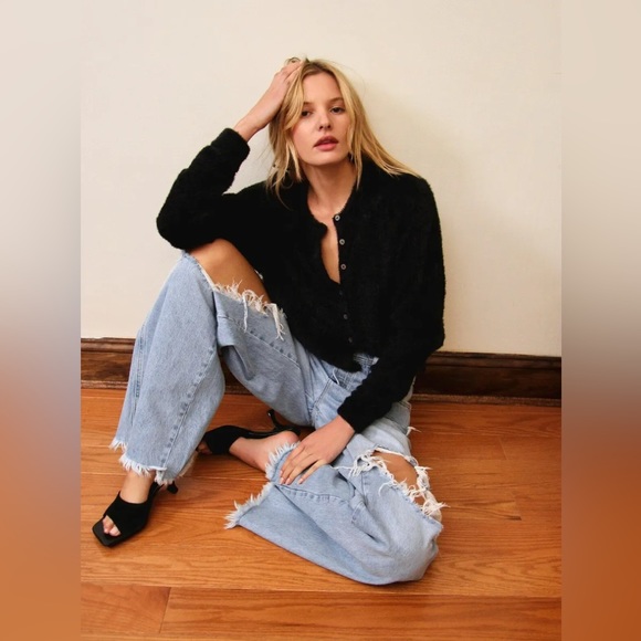 Free People Sweaters - FREE PEOPLE Allegra Cardi Soft Fuzzy Cropped In Black Small